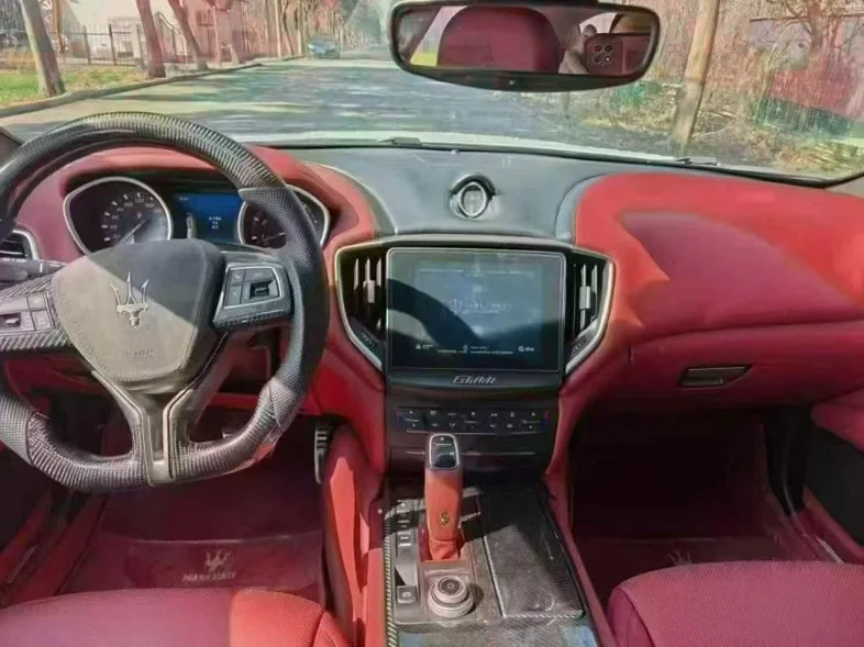 玛莎拉蒂Ghibli 后面外观二