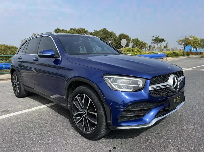 奔驰GLC 正面外观二