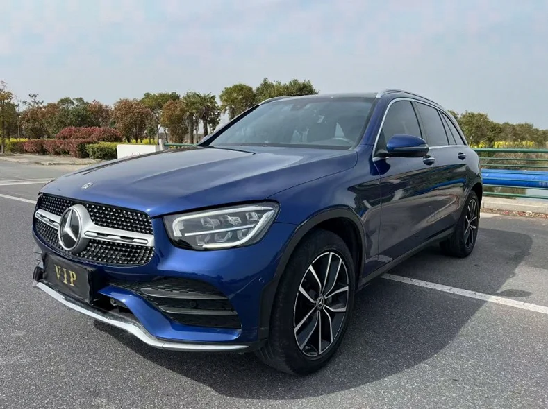 奔驰GLC 正面外观三