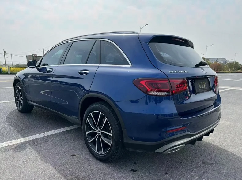 奔驰GLC 内饰后排