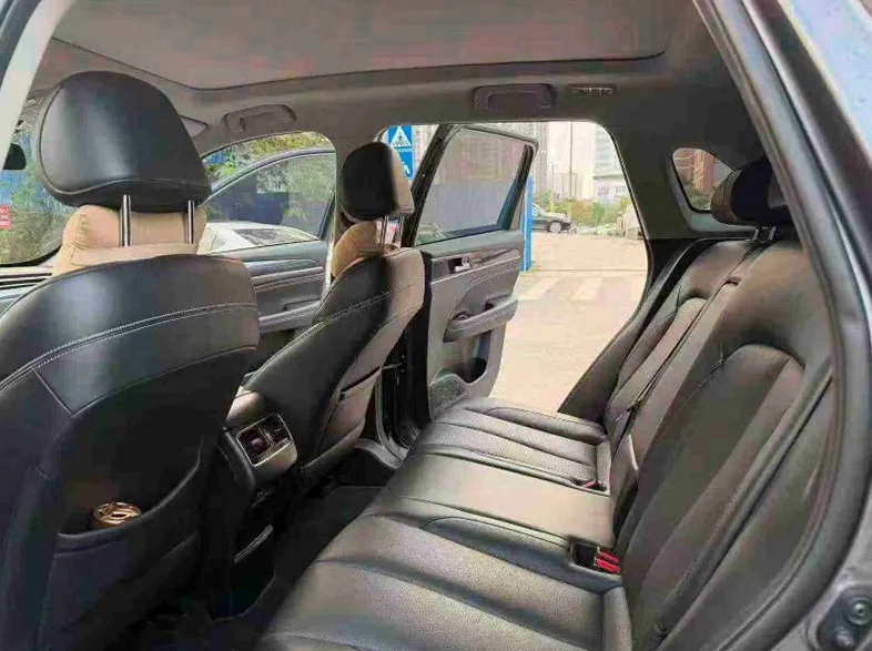 传祺GS5 后面外观三