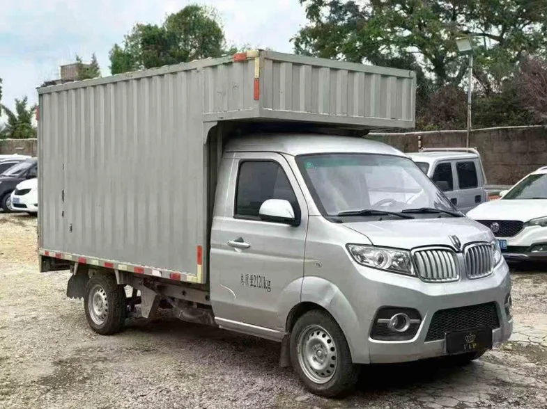 华晨鑫源 正面外观三