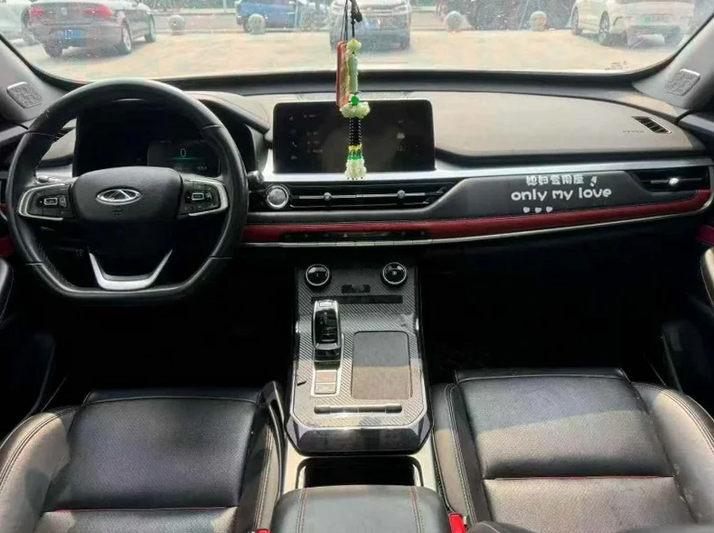 奇瑞瑞虎 后面外观一