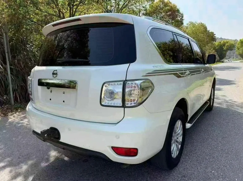 日产骊威 内饰后排