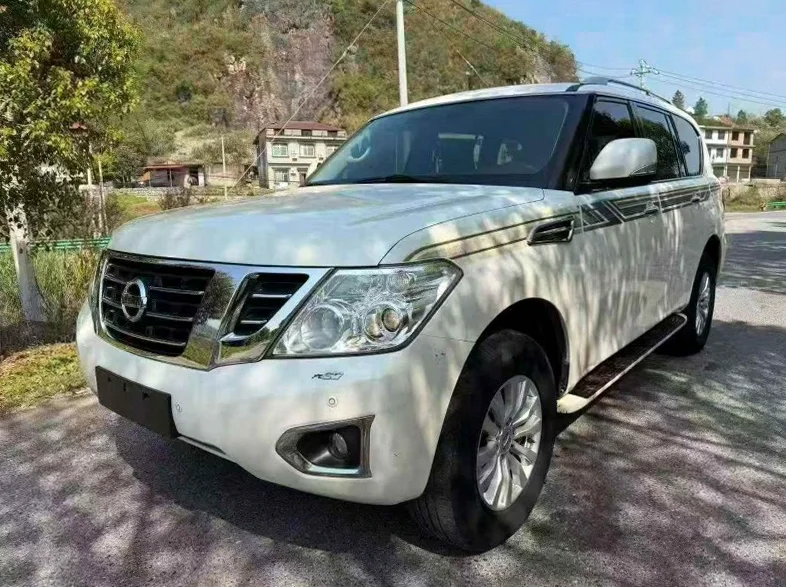 日产骊威 正面外观二