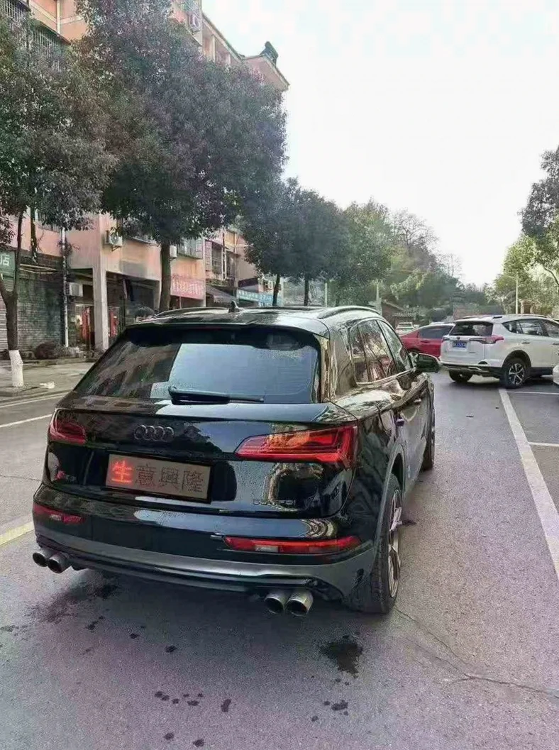 奥迪Q5 内饰前排