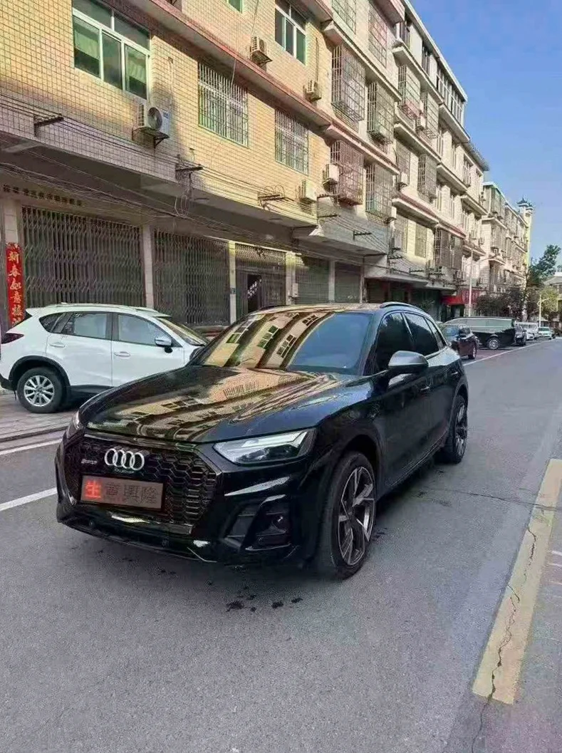 奥迪Q5 正面外观三