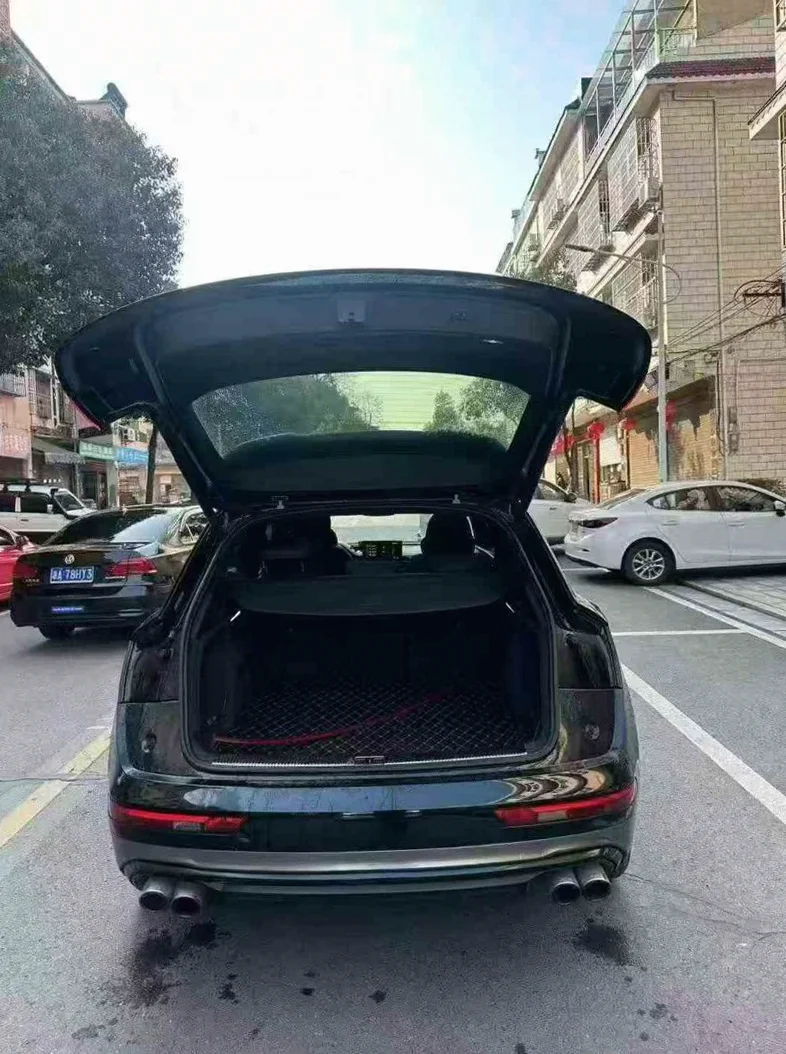 奥迪Q5 内饰后排