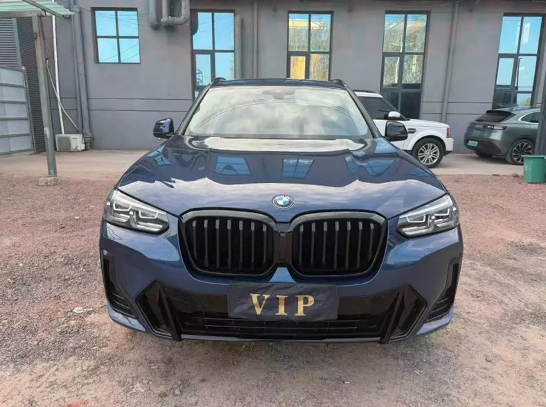 21年宝马X3 xDrive30i领先型M曜夜套装