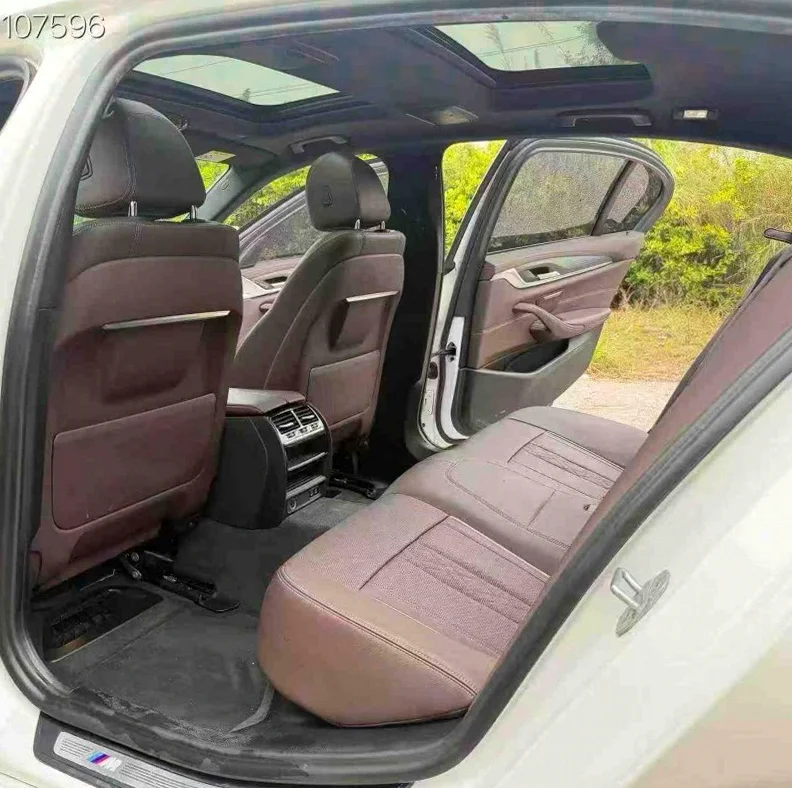 宝马5系 后面外观三