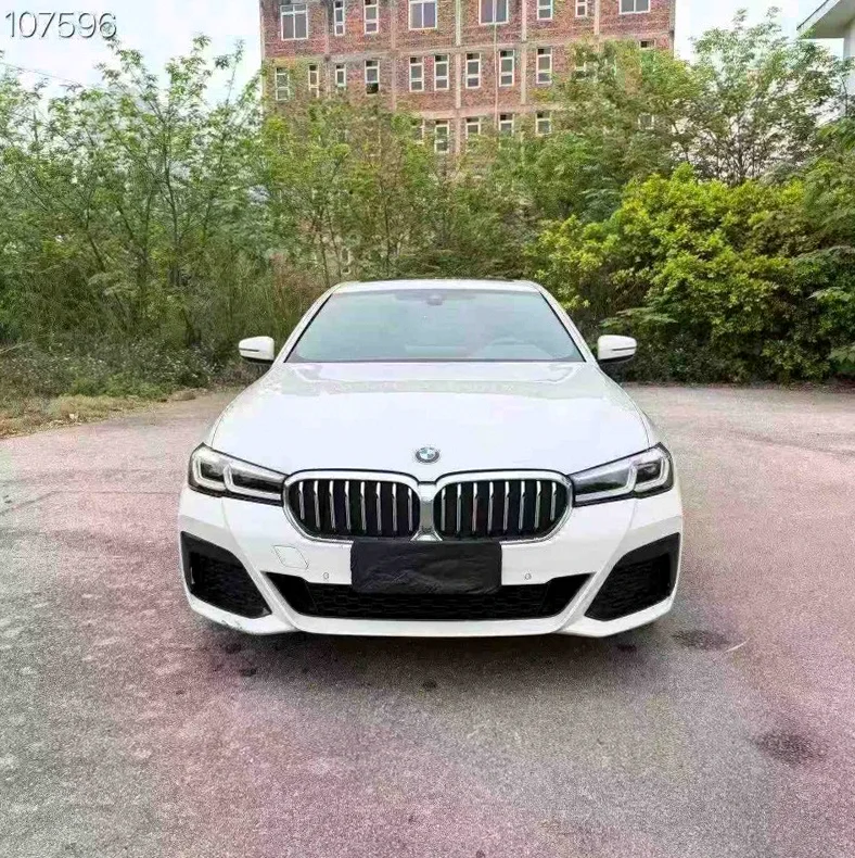 南宁2021年宝马5系不过户车 正面外观一