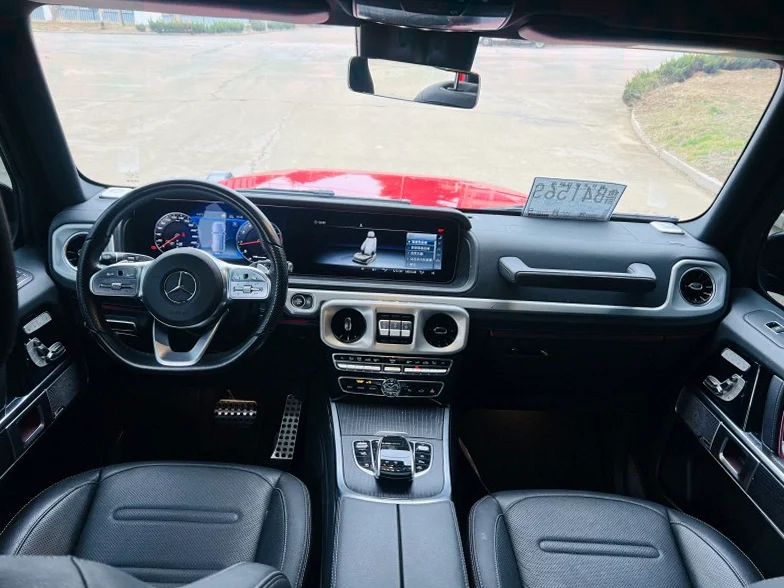 奔驰G 后面外观三