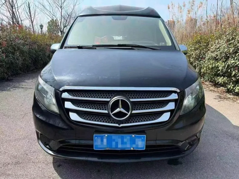 21年奔驰威霆商务车MPV