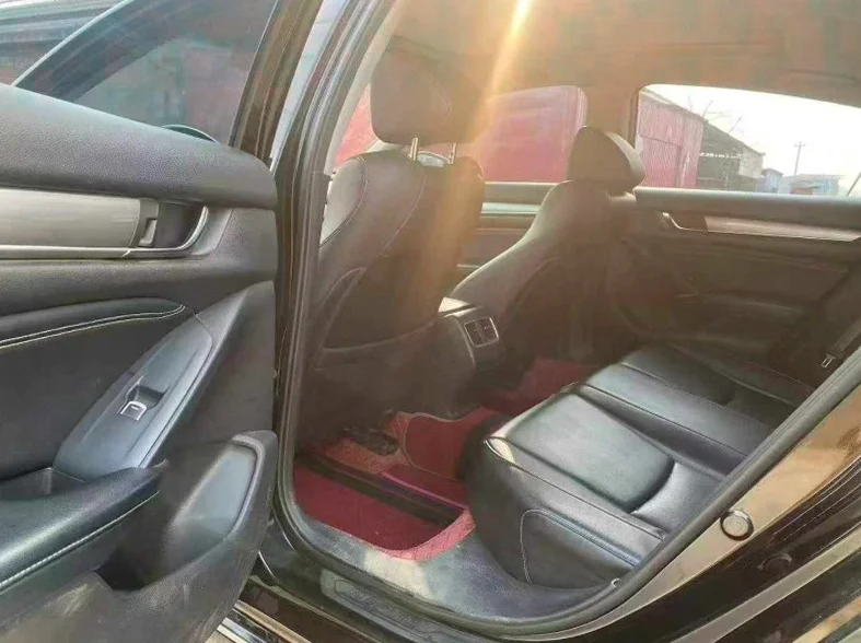 本田英诗派 后面外观二