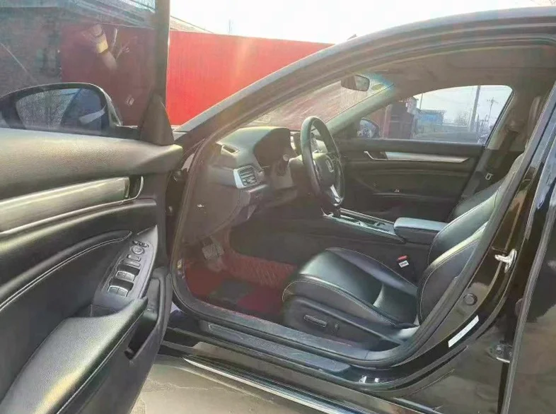 本田英诗派 后面外观三