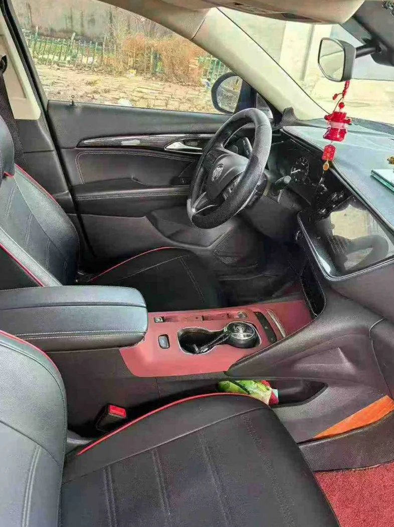 别克昂科威 后面外观一