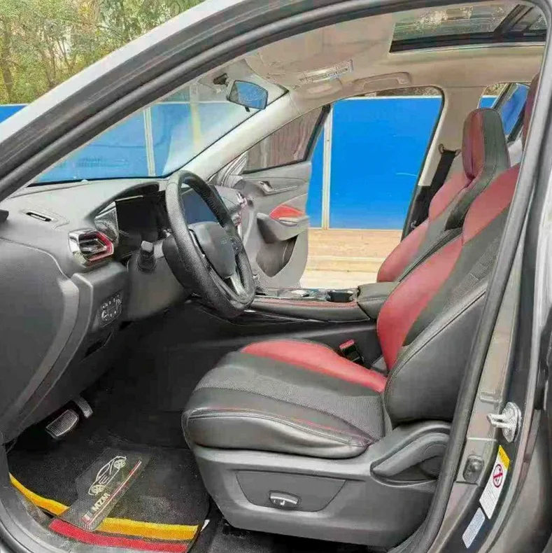 长安汽车欧尚 后面外观一