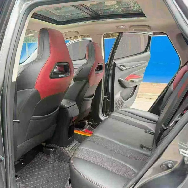 长安汽车欧尚 后面外观三