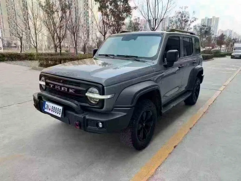 长城汽车坦克 正面外观二