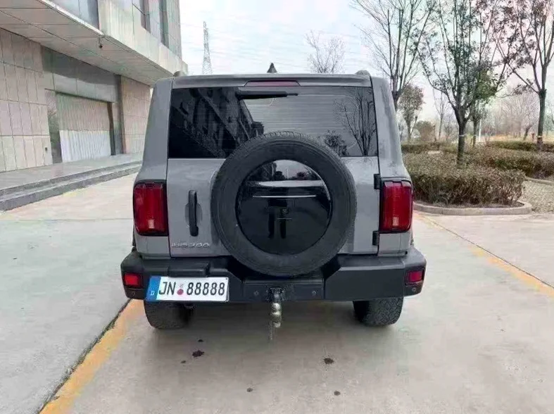 长城汽车坦克 后面外观二