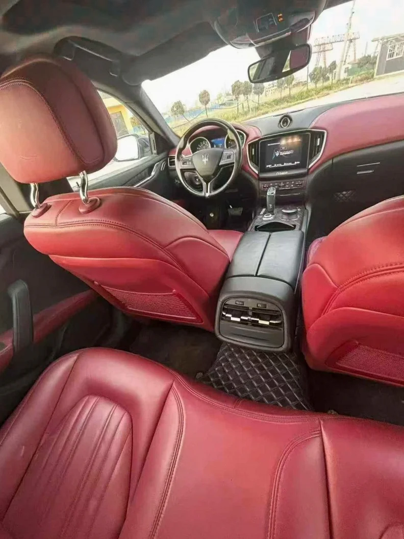 玛莎拉蒂Ghibli 后面外观三