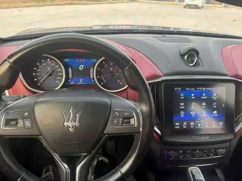 玛莎拉蒂Ghibli 内饰后排