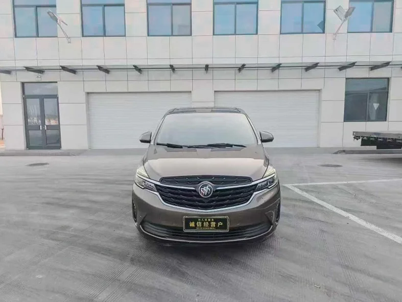 21年别克GL8路上公务舱尊贵版