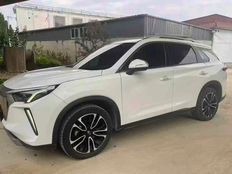 传祺GS4 正面外观三