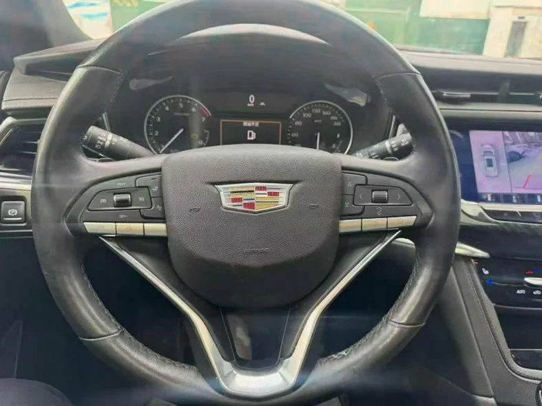 凯迪拉克XT6 正面外观二