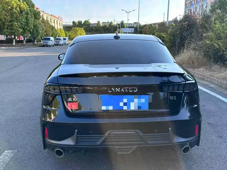 领克03 后面外观二