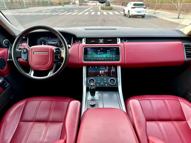 路虎揽胜运动 后面外观一