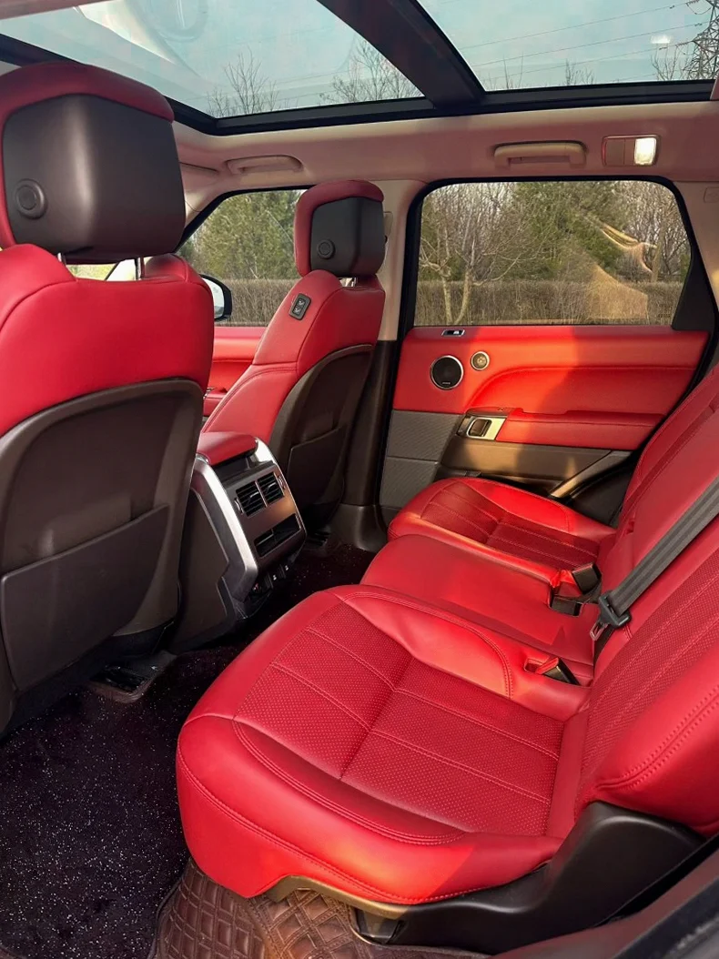 路虎揽胜运动 内饰前排