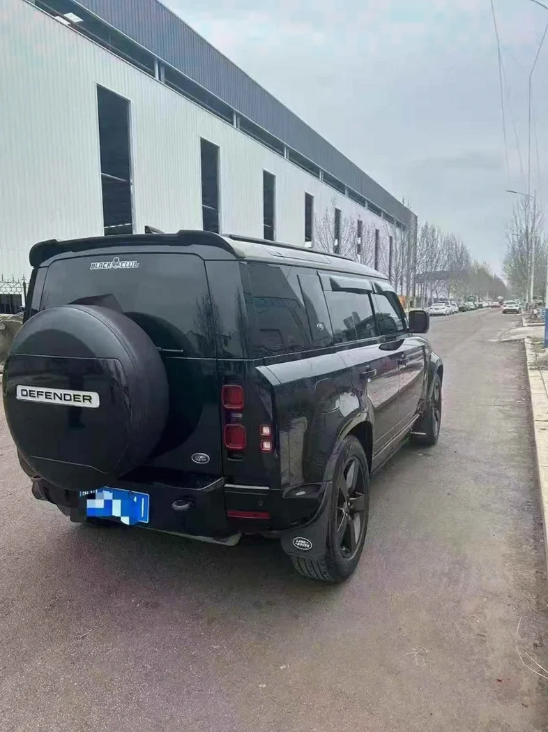 路虎卫士 内饰前排