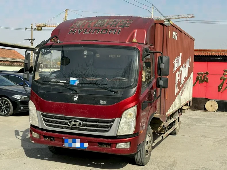 现代鸿图 正面外观二