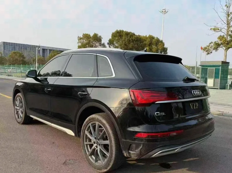 奥迪Q5 内饰后排