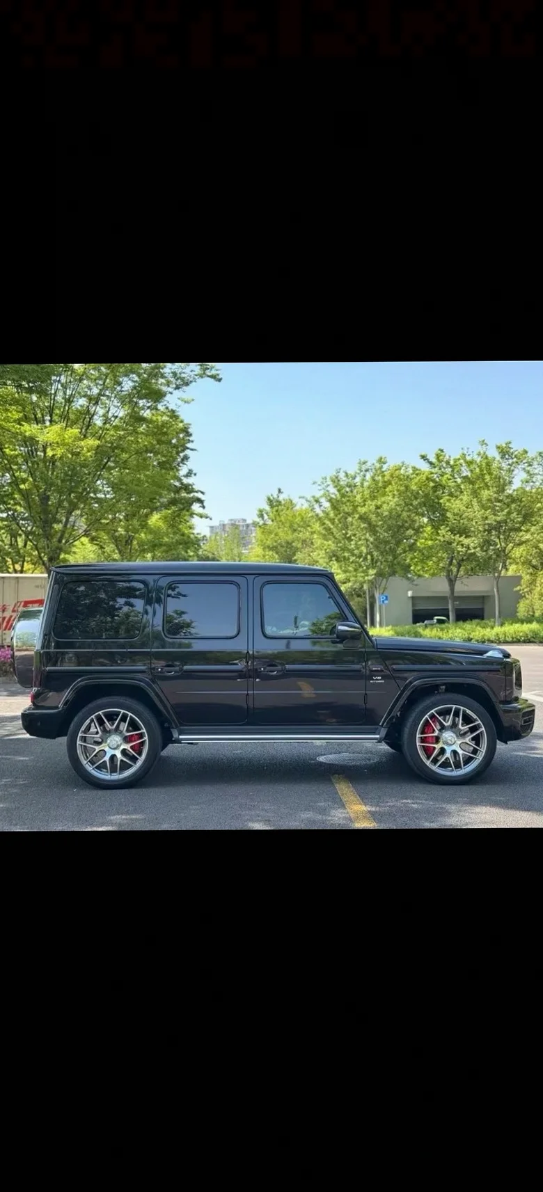 奔驰G 正面外观三