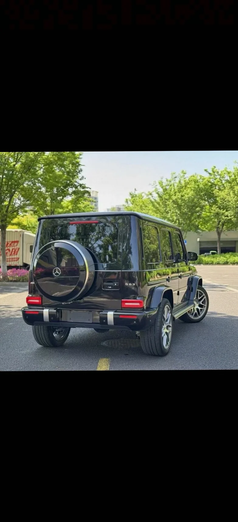 奔驰G 后面外观一