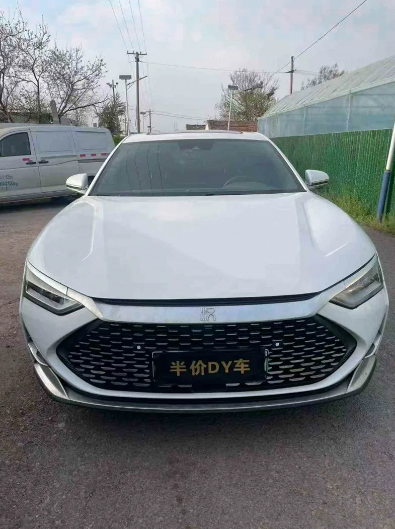 22年比亚迪汉混动2.0T四驱性能豪华版