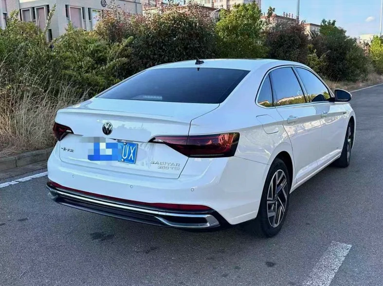 大众速腾 内饰后排