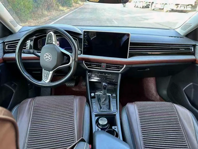 大众速腾 后面外观三