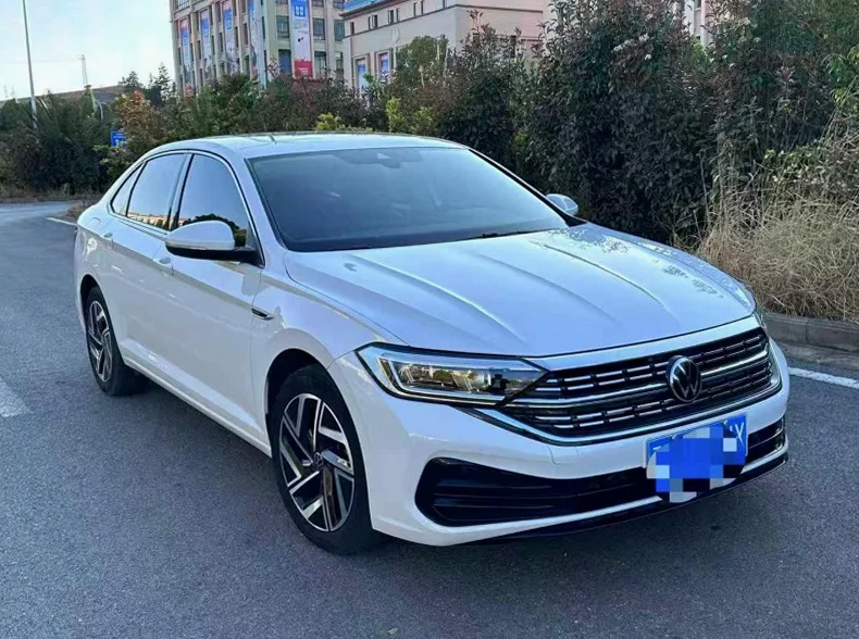 大众速腾 正面外观二