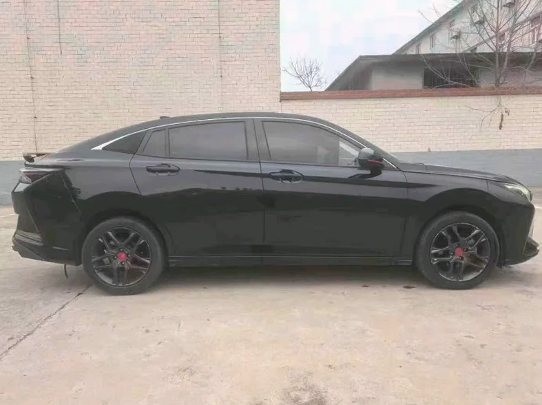 东风奕炫 内饰后排