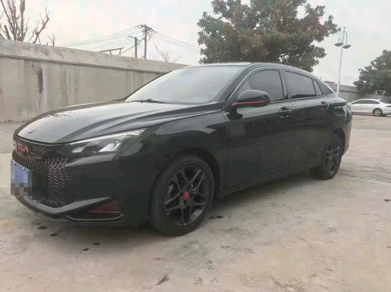 东风奕炫 正面外观二