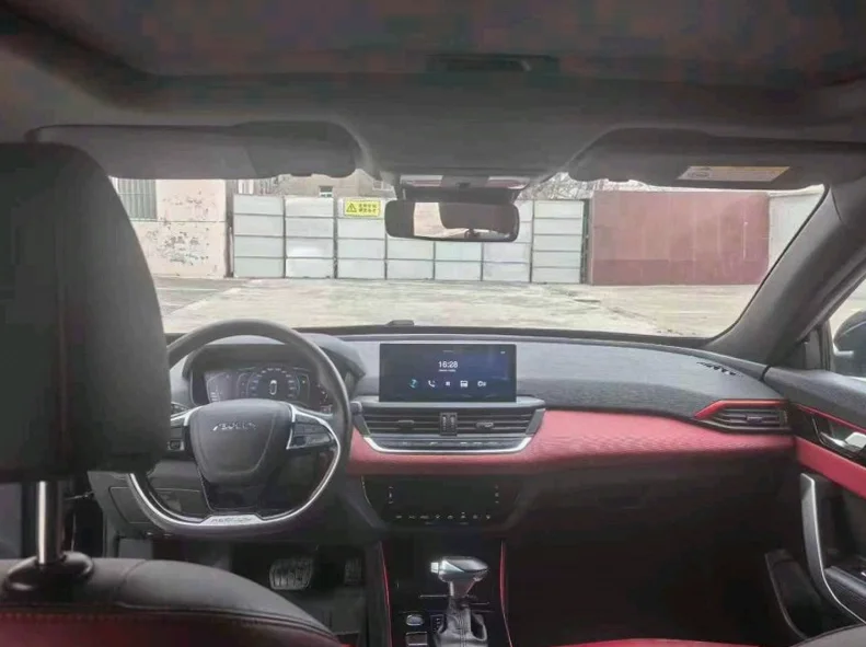 东风奕炫 后面外观一