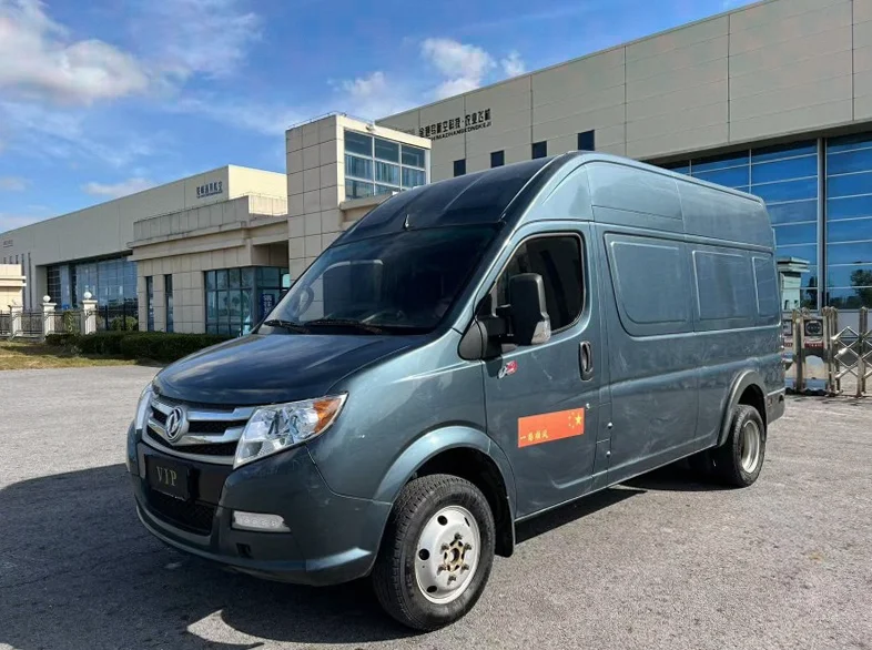 东风御风 正面外观三