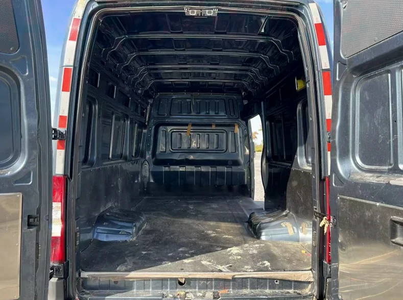 东风御风 后面外观三