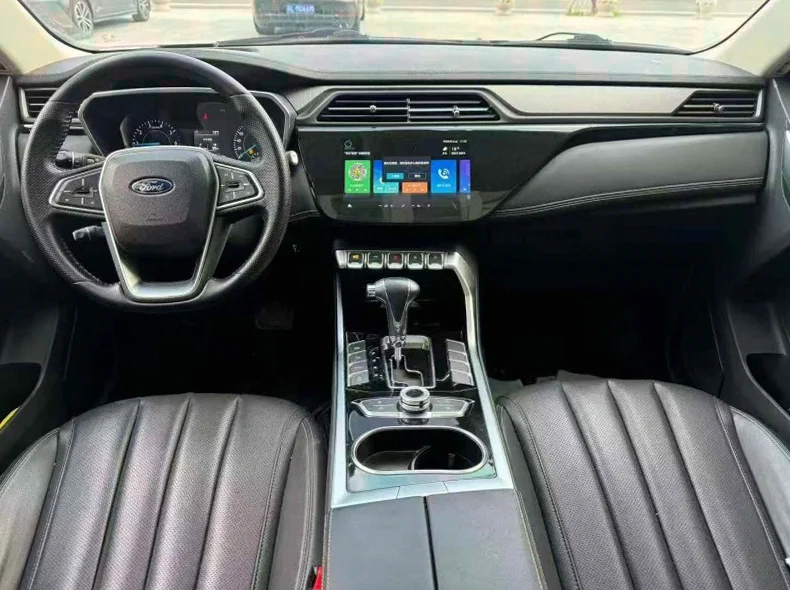 福特领界 后面外观三