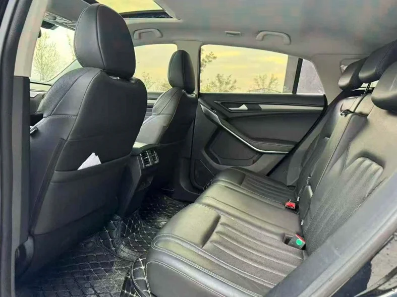 福特领界 后面外观一