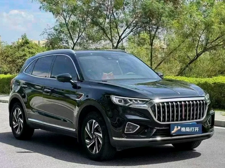 红旗HS5 正面外观二