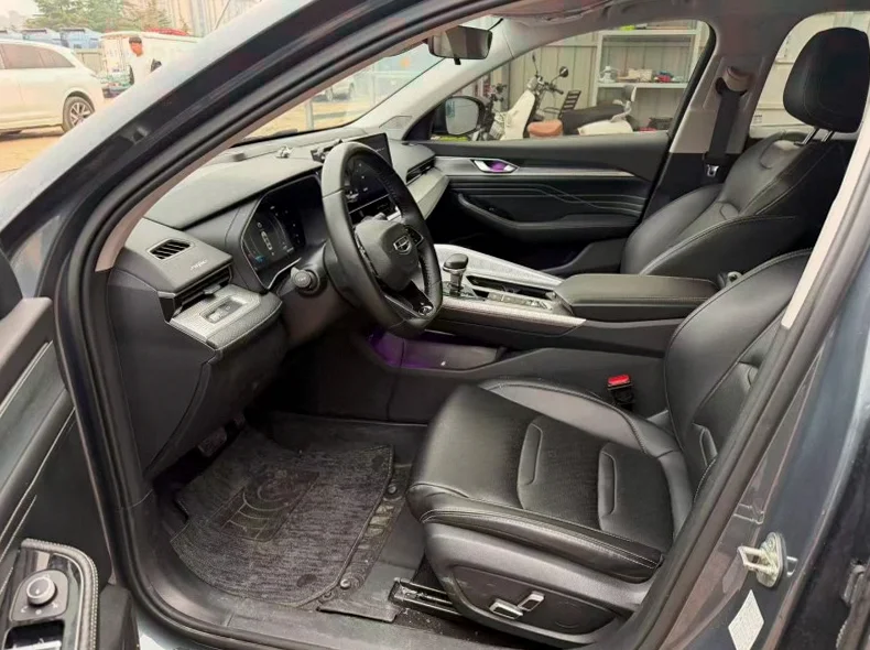 吉利星瑞 正面外观三